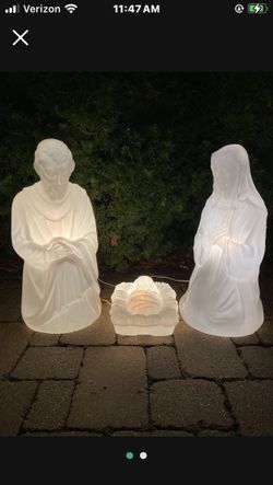 Christmas Nativity Set Mary Joseph & Baby Jesus 