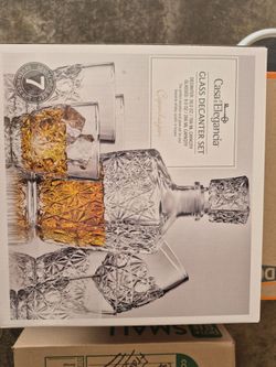 Casa Elegancia Copenhagen 7 Piece Glass Decanter Set