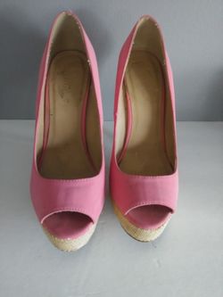Pink High heels Size 7