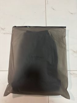 Essential black shorts Size S