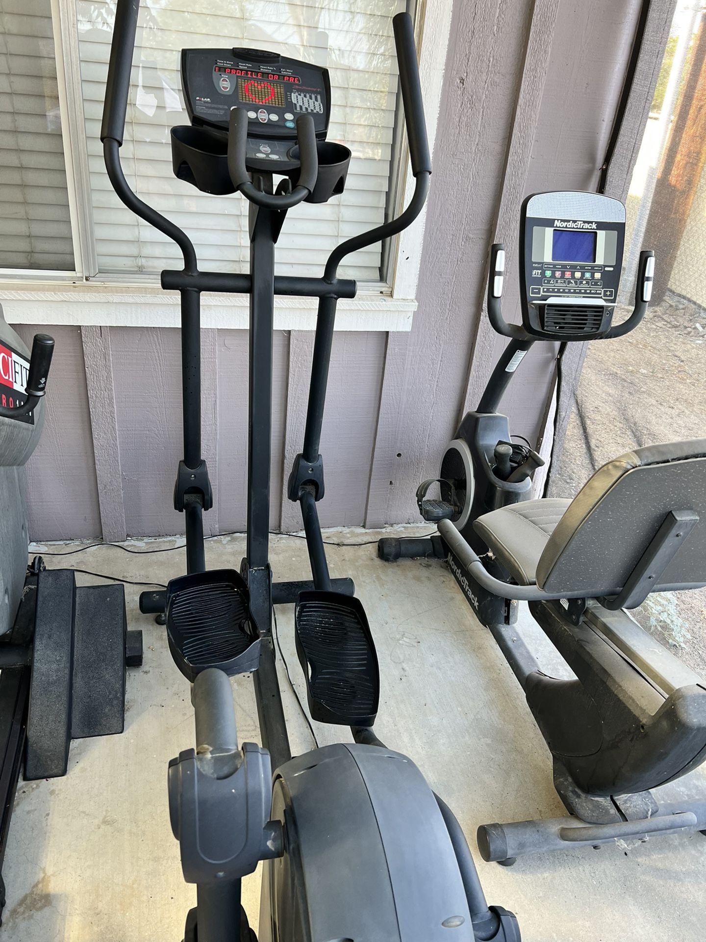 Life Fitness Elliptical X3i