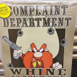 Wall hanging, complaint department
