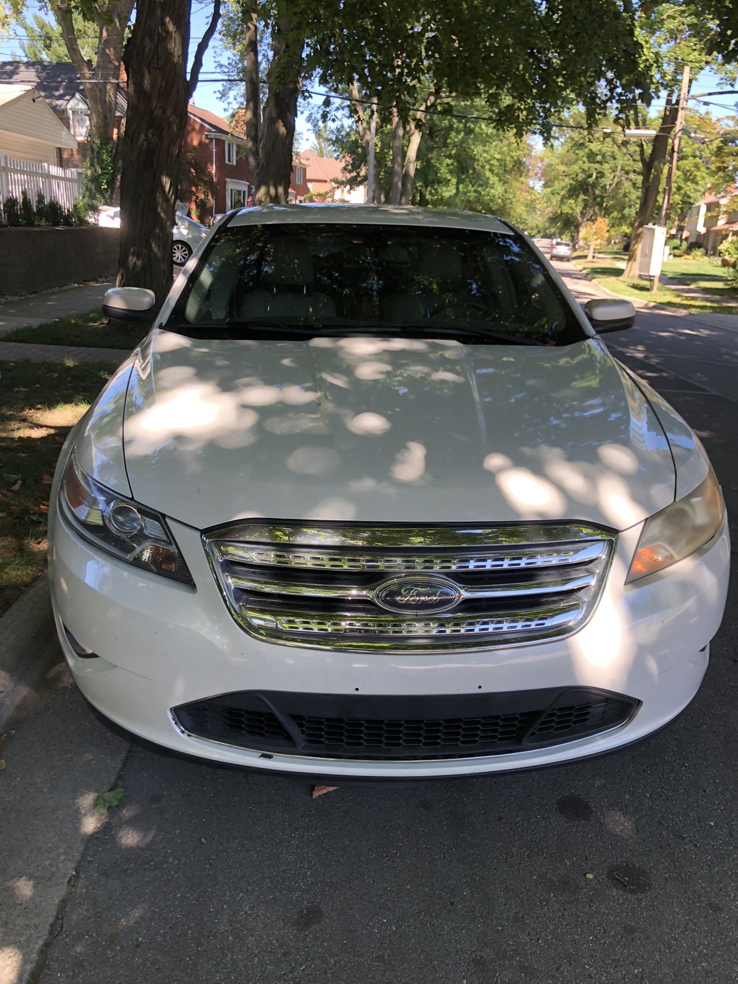 Ford Taurus Clean Title 