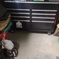 9 Drawer Toolbox 
