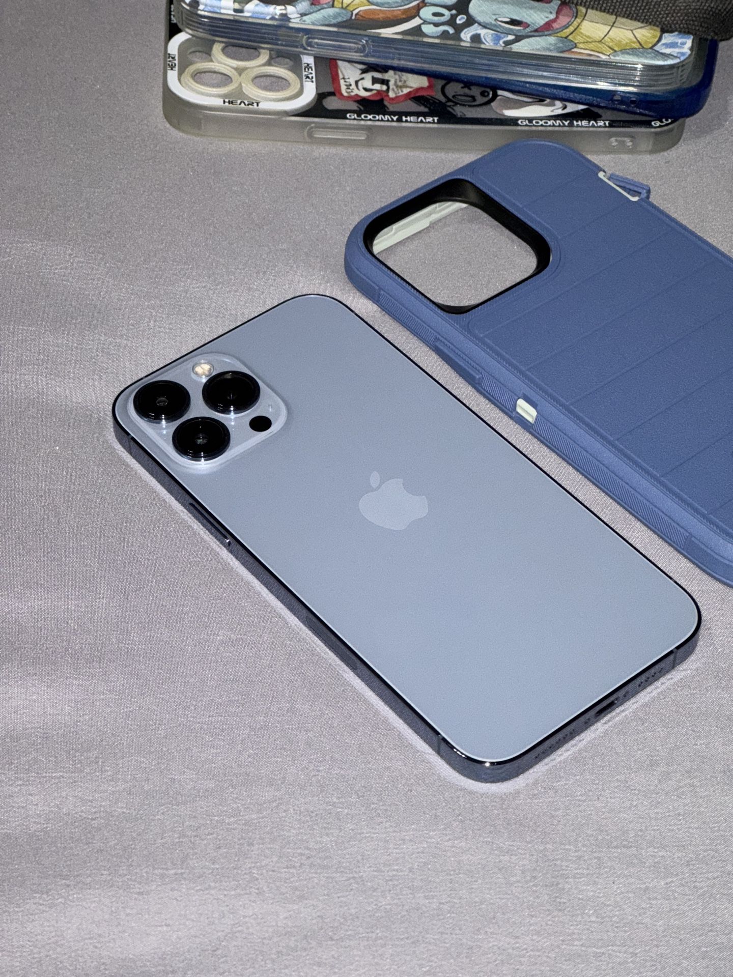 UNLOCKED iPhone 13 Pro Max (Sierra Blue)