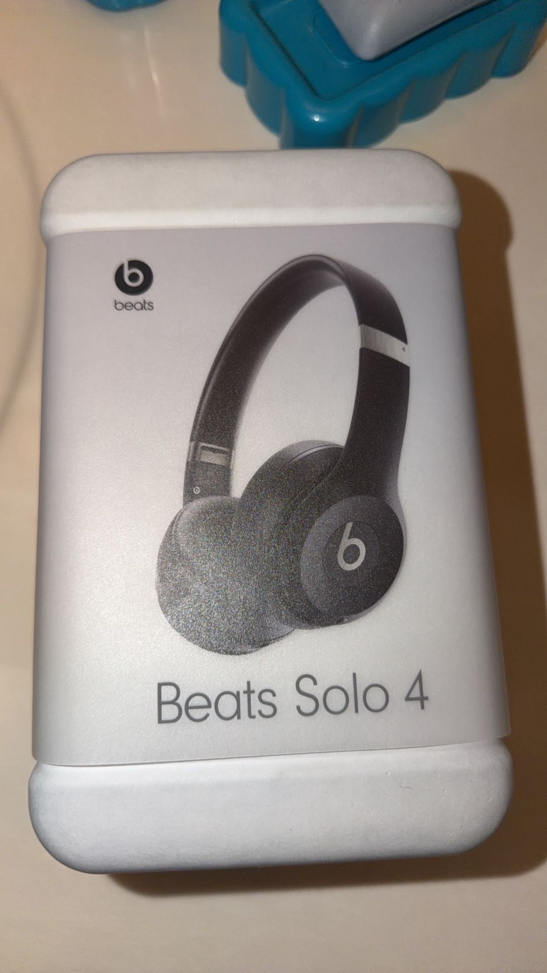 Beats Solo 4