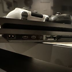 Play Station 4 + Three Controllers 