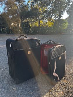 Suitcase set