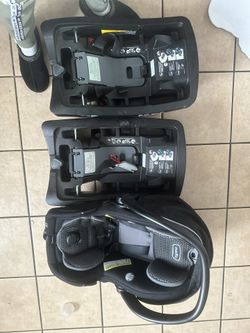 Evenflo Baby Car Seat & 2 Car Bases