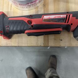Milwaukee Angle Drill M18