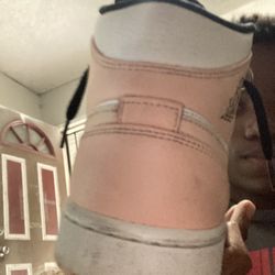 Jordan 1 Mid Size 9.5