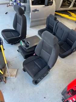 2011 Sierra cloth seats