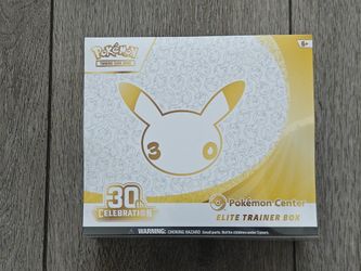 Pokemon center 30th anniversary ETB