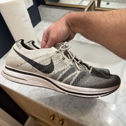 Nike Flyknit Trainer Size 10