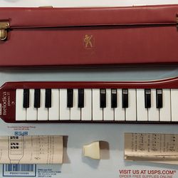 Vintage Hohner Piano 27 Melodica Made in Germany  Original Case Included