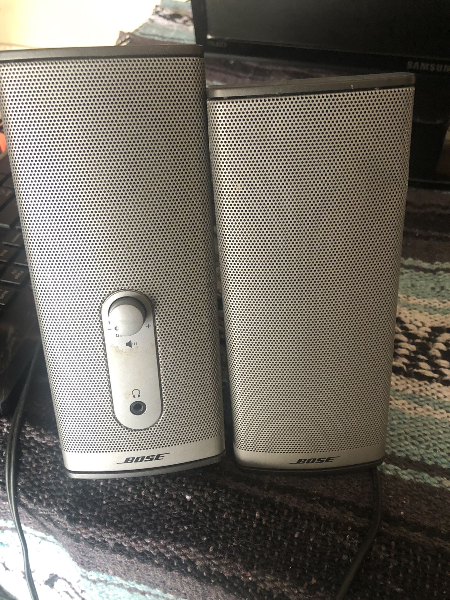 Bose Speaker Pair For Computer