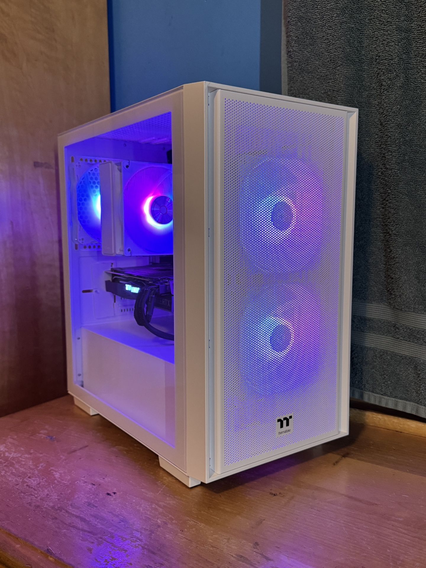 RTX 2070 SUPER Gaming PC - 32GB Ram, 1TB NVMe, Ryzen 5, White, Nvidia