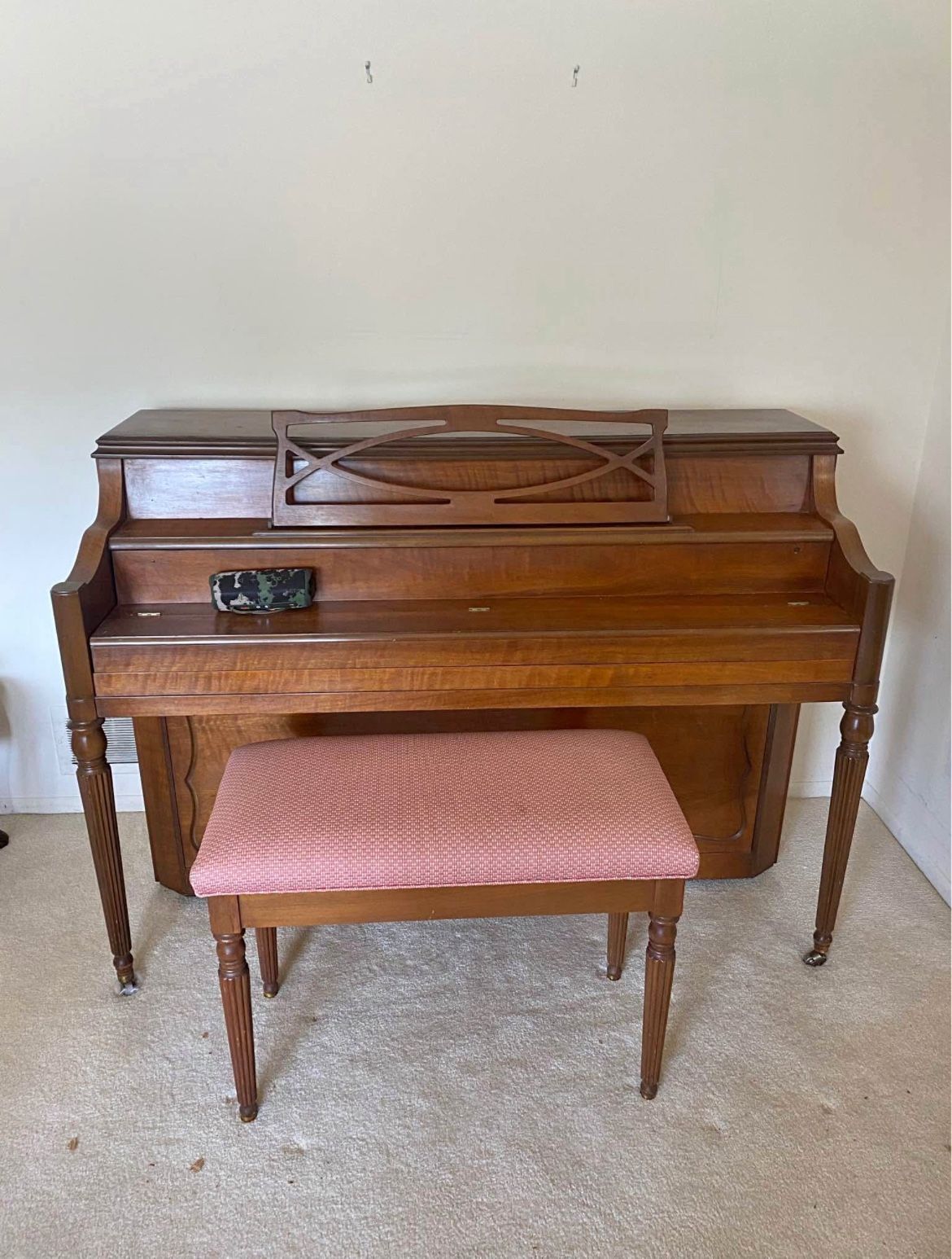 Vintage Hardman Peck & Co. Upright Piano w/ Bench – Great Condition!