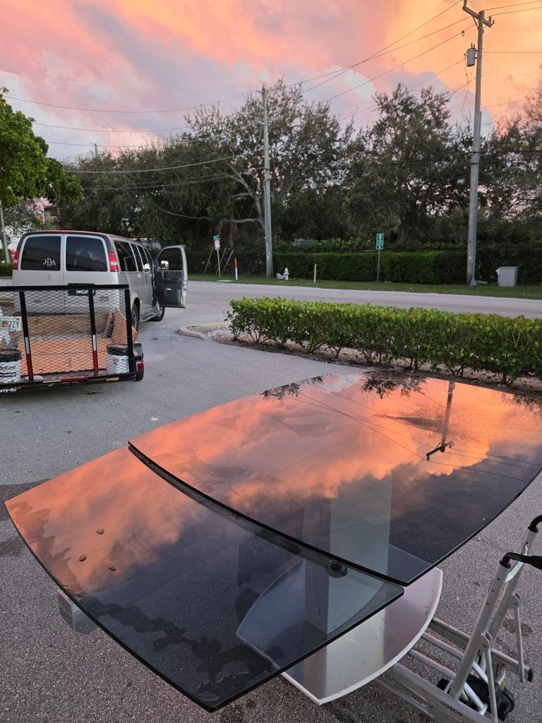 High End Calligaris Glass Table