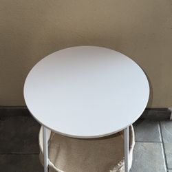 Round End Table 
