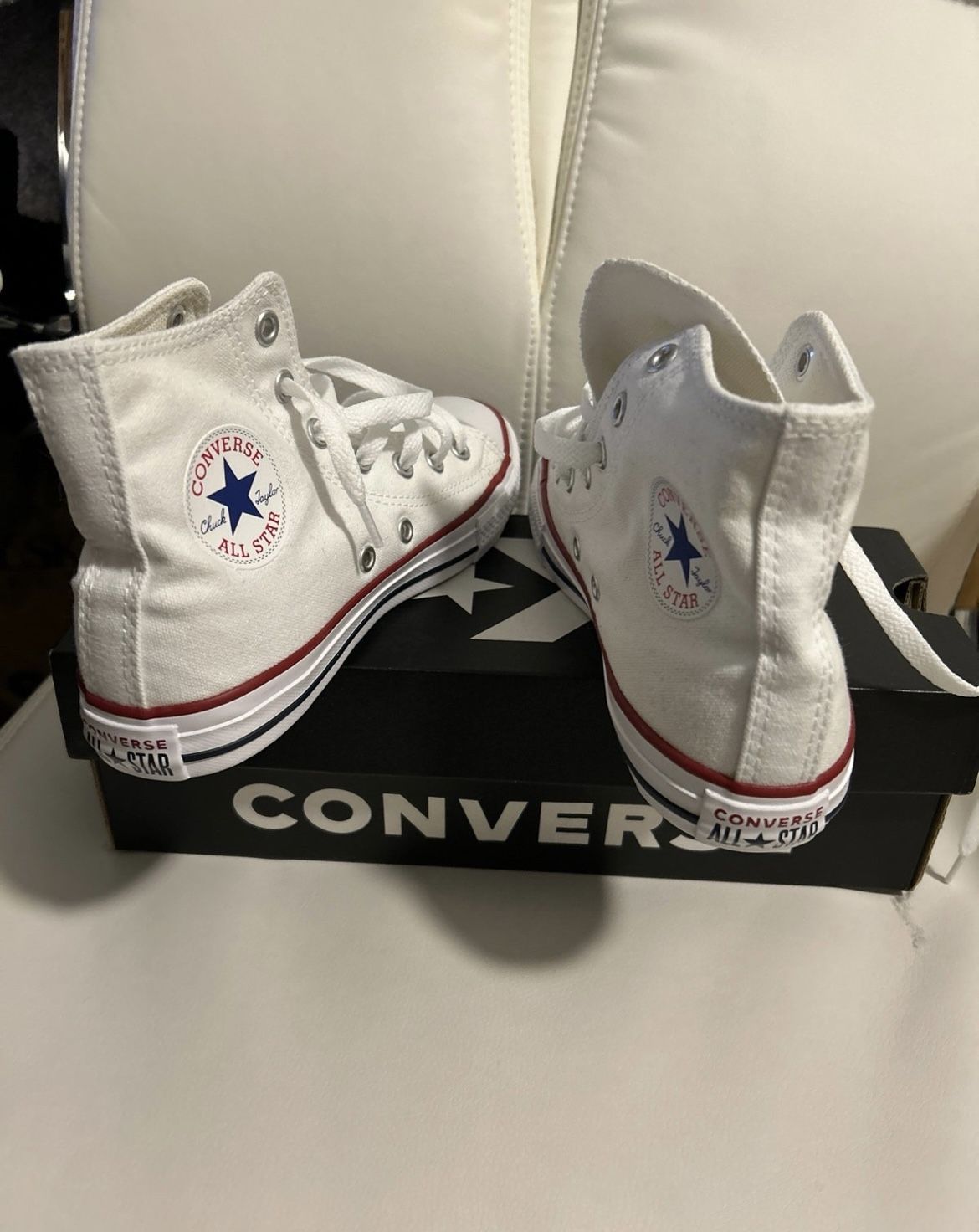 Converse Youth