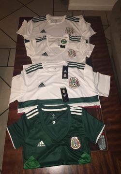Men’s and women’s Mexico jersey