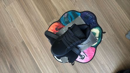 Brand New Men’s DC Court Graffik Shoes – Size 9 🔥