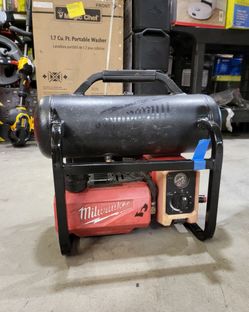 Milwaukee m18 CORDLESS air compressor fuel brushless used
