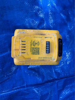 DeWalt DCB205 20V MAX XR 5Ah Battery - Tested, Holds Charge