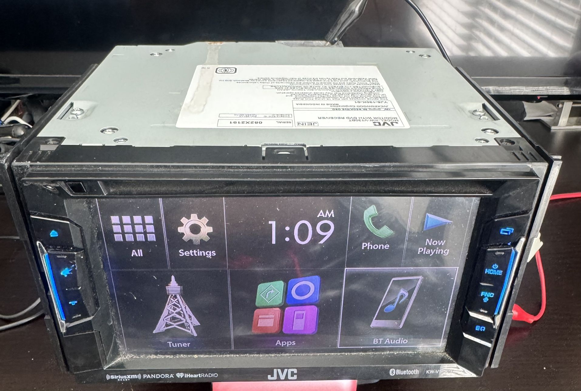 JVC KW-V130BT Stereo Double Din 6.2” Receiver