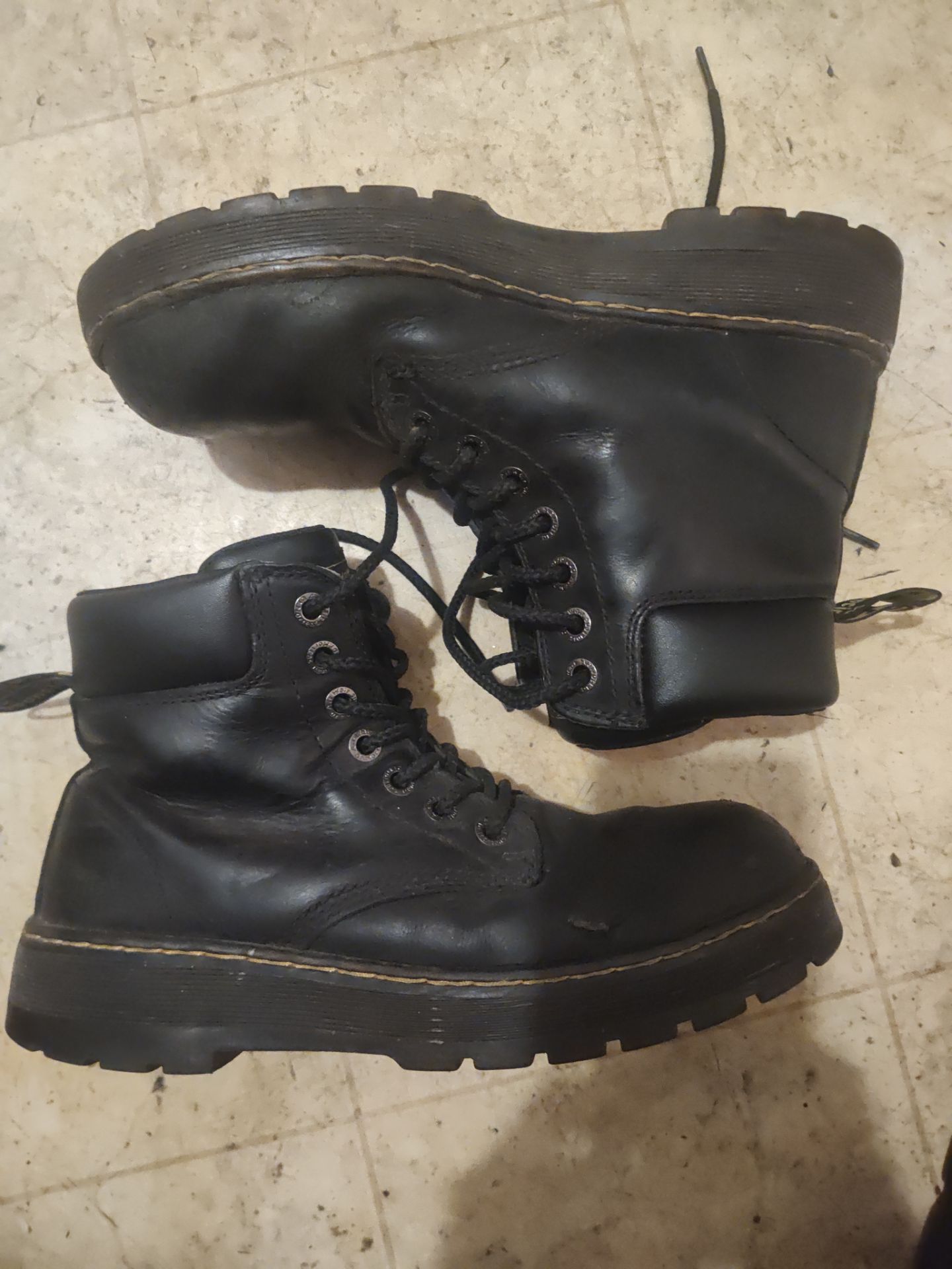 Doc martens industrial steel toed work boots mens 10