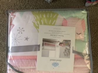 Crib set