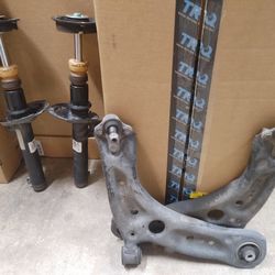 Struts, Upper Struts Mounts & Lower Control Arms From A MK7 VW Golf  Wagon Volkswagen 