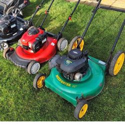 I Have Two Push Lawn Mowers Simpler To These Bring Me Ur Broken Mower To Bring Down My Price