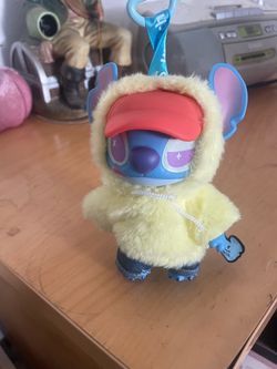 Stitch plush keychain