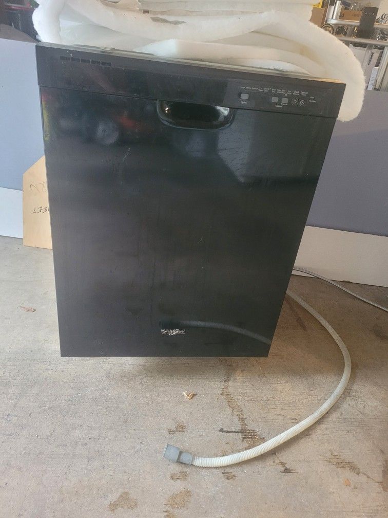 Whirlpool Built-in Dishwasher