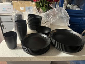 Plastic Plates