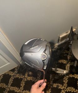 TaylorMade Qi35 Driver – Mint Condition – X-Stiff Tensei AV Series 65 Shaft