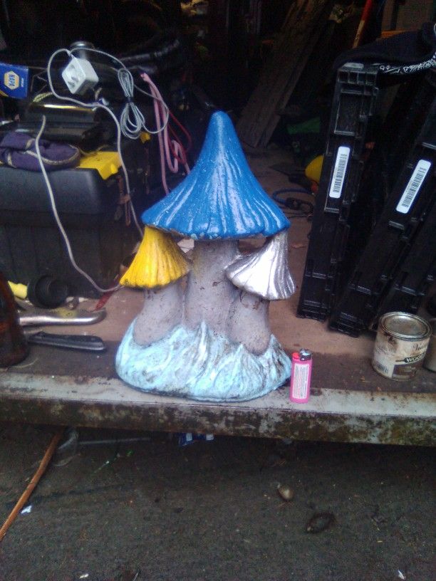 Mushrooms 🍄 Yard Art