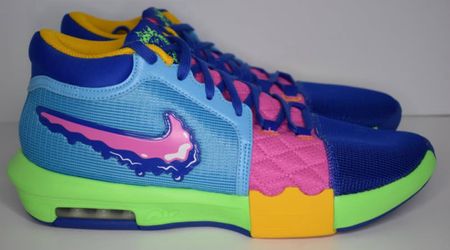 Nike LeBron 8 Witness "I Promise School" Size 12