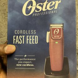 Oster Professional Fast Feed 76 Cordless Clippers 