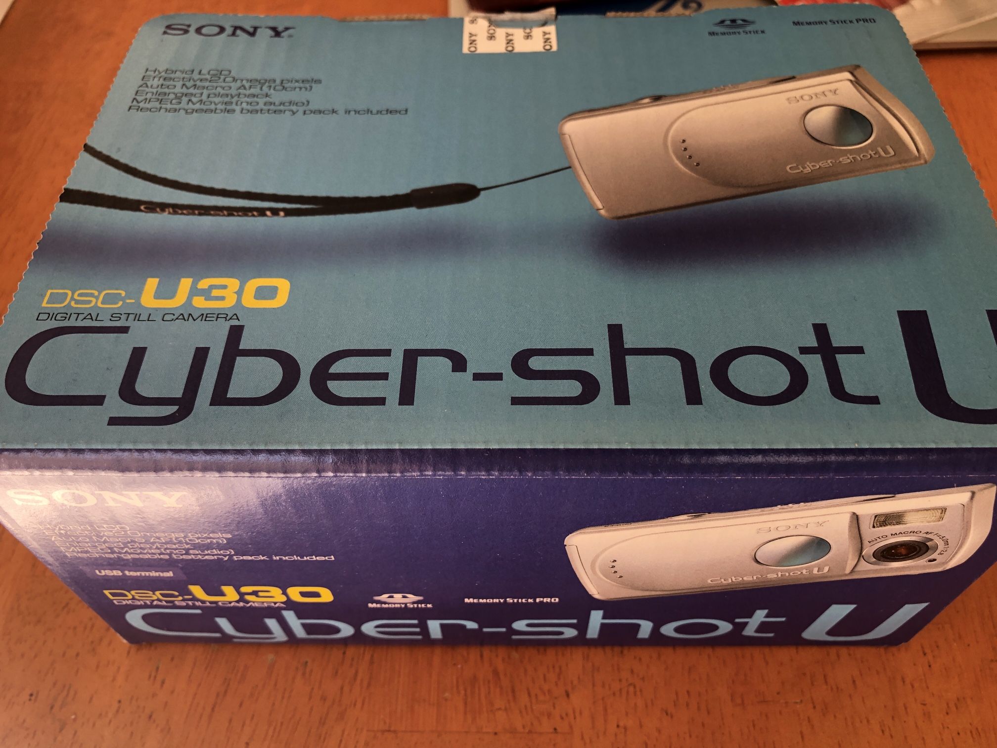 Sony Cyber-Shot DSC-U30 digital camera
