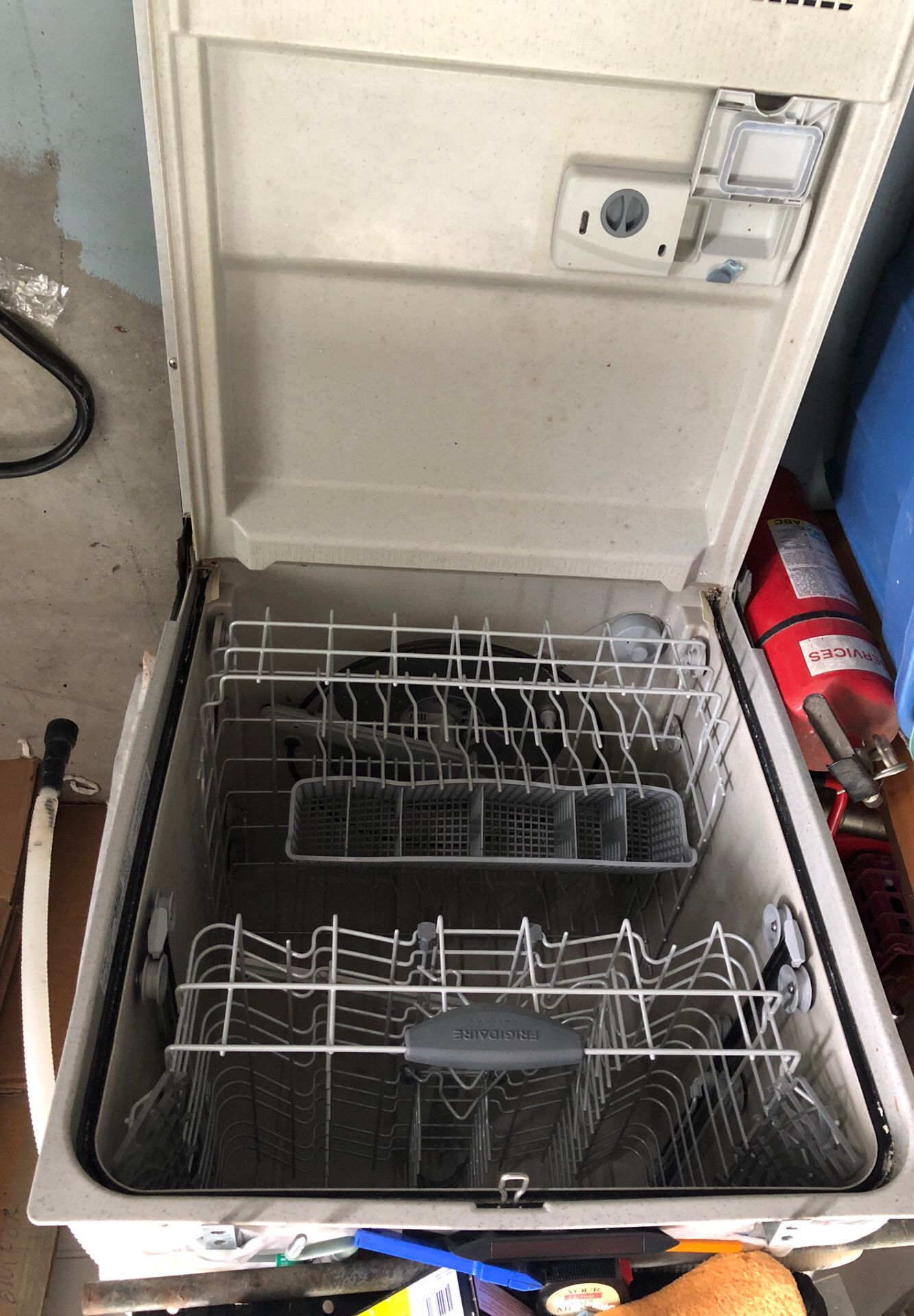 Dishwasher and electric range