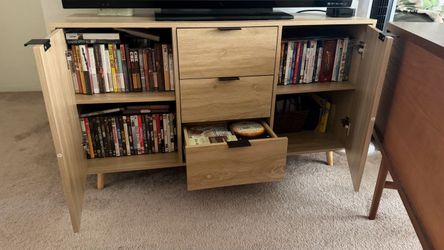 Light Wood TV Stand with Drawers and Shelves