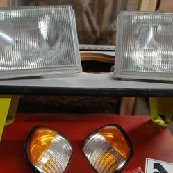 OEM Ford Econoline E150 E250 E350 Headlights & Corner Lights Set 1(contact info removed)