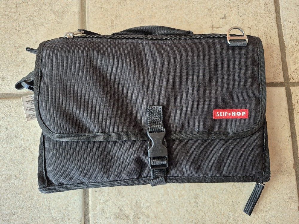 Skiphop Portable Changing Pad And Clutch