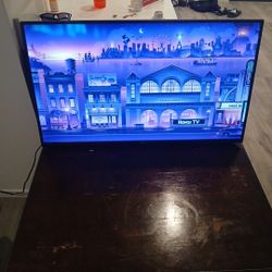 Roku 40" FHD 1080p TV Television Almost NEW