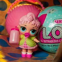 LOL Suprise Dolls