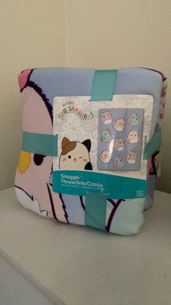 Squishmallows snuggle throw