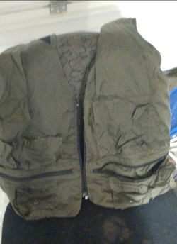 Danielson Ultimate Fishing Vest (Men's Large) - $20